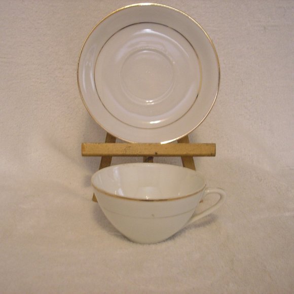 Vintage China Tea Cups and Saucers Japan - Picture 1 of 4